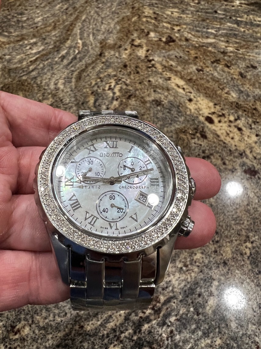 Giantto Titanic III Diamond bezel White Mother of Pearl face