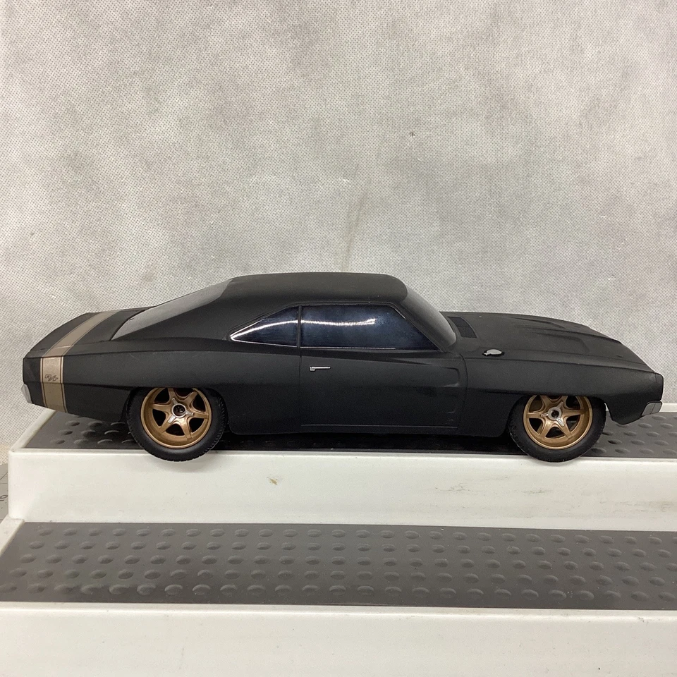 Jada Fast & Furious Dom's 1968 Dodge Charger F9 Widebody Black R/C  TESTED - Image 2 of 4
