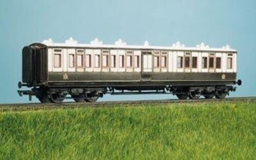 OO coach kit - LMS Arc Roof Corridor Brake Composite - Parkside PC733