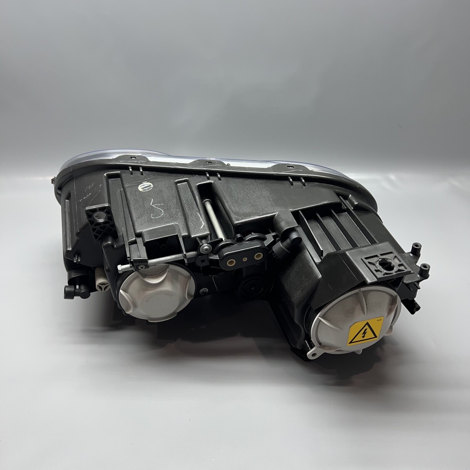 BENTLEY GT GTC SUPERSPORT HEADLIGHT RIGHT PASSENGER 2009 10 11 2012 XENON OEM 
