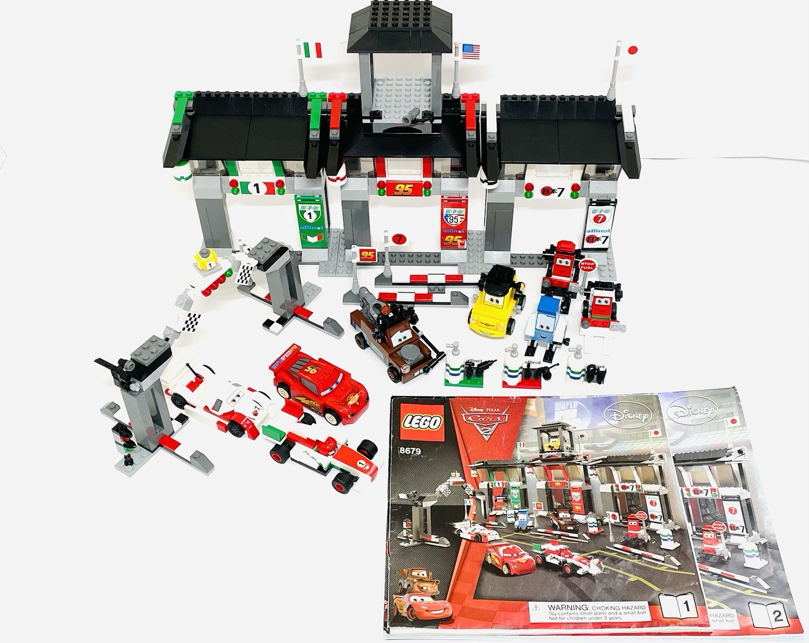 LEGO Cars: Tokyo International Circuit (8679) 100% Complete w/ Instructions