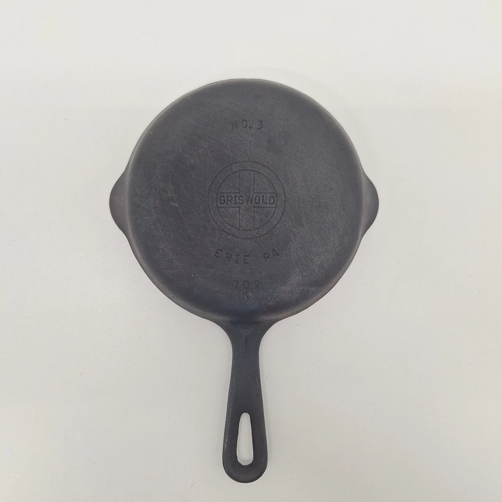 Griswold Cast Iron Skillet No 3 Small Erie PA 709 K