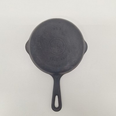 Griswold Cast Iron Skillet No 3 Small Erie PA 709 K