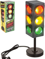 Traffic Light Lamp with Base Mini Stop Light Lamp, Blinking. Black Plastic. Kids