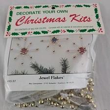 Beaded Jeweled XMAS Ornament Kit Gold Merri Mac Snowflake Blue Purple MAKES 8