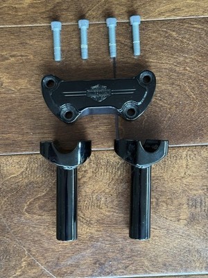 Genuine OEM Harley Davidson Gloss Black 4'' Handlebar Risers Top Clamp 55900245