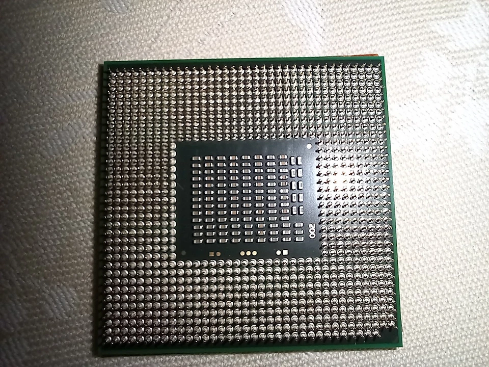 Intel Core i7-2630QM QUAD processore Sandy Bridge 2Ghz 6Mb portatile socket G2 - Immagine 4 di 4