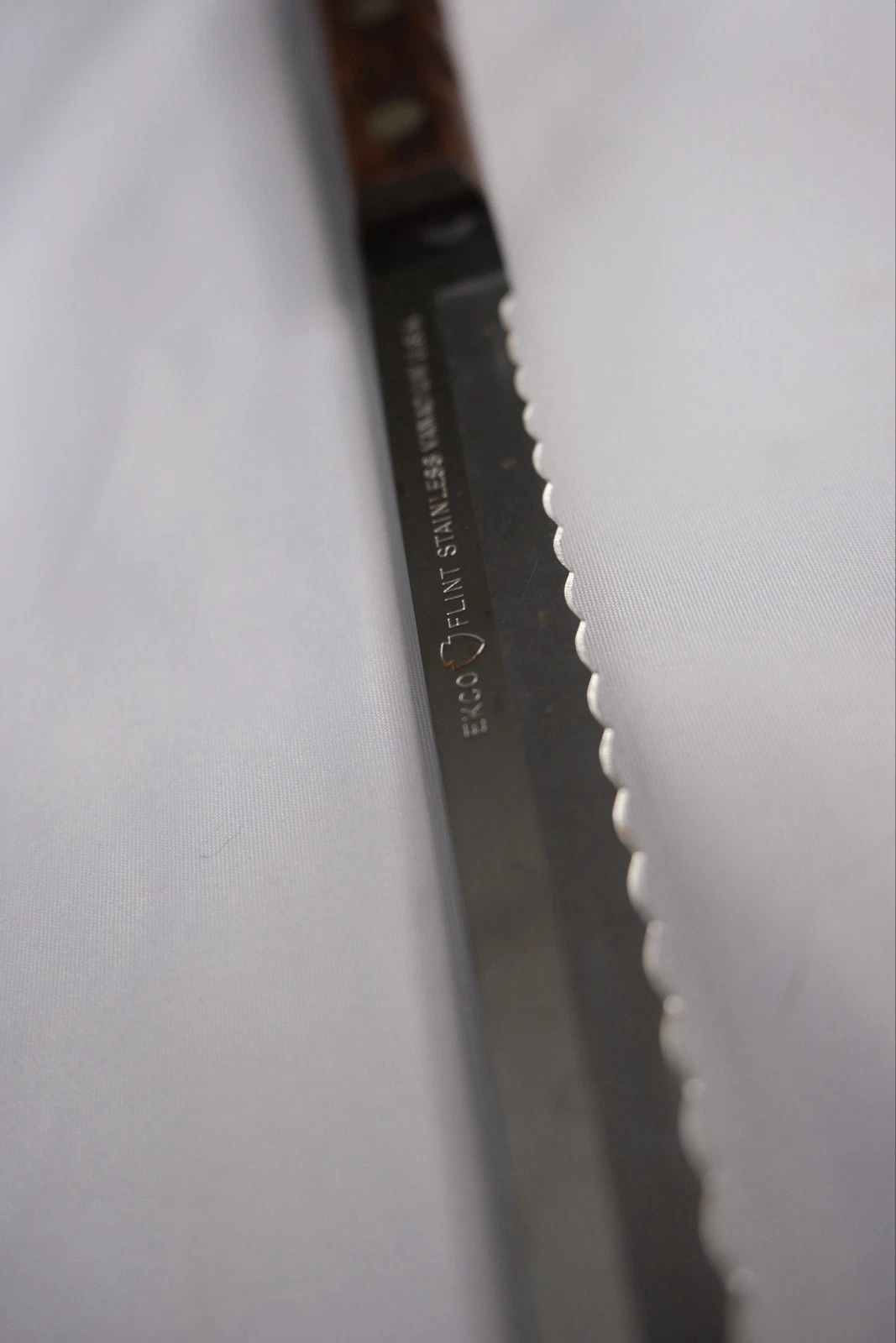 Flint USA Knife Stainless Steel Vanadium Serrated Slicing Bread Blade 9.5”