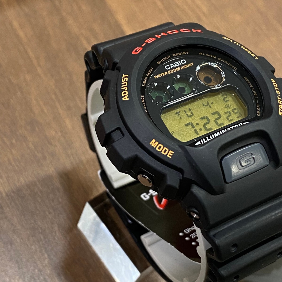 CASIO G-SHOCK DW-6900G-1VQD Module 1289 Gold RARE Dead Stock CASIO G-SHOCK DW-6900G-1VQD Module 1289 Gold RARE Dead Stock