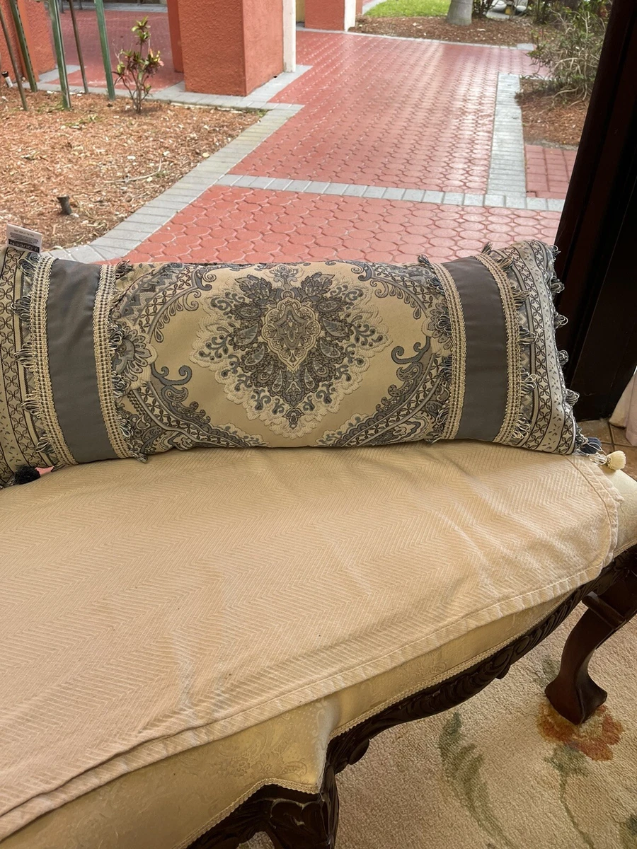 J queen throw pillows cheap