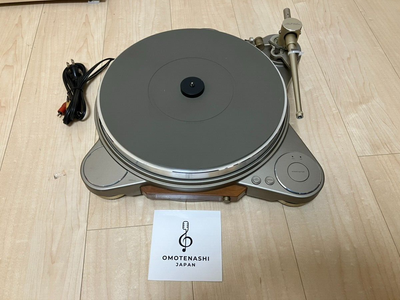 KENWOOD KP-07M Turntable Record Player with Auto Lifter Free KENWOOD KP-07M Turntable Record Player with Auto Lifter Free