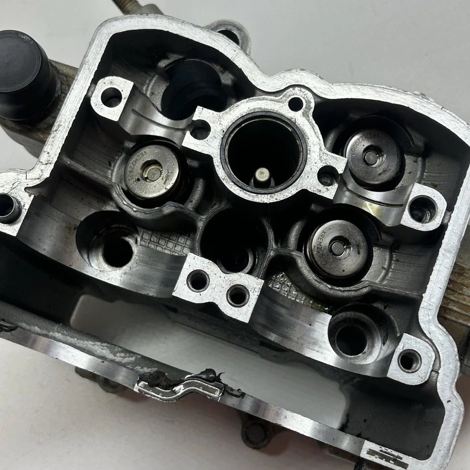 13 - 16 KAWASAKI KX250F KX 250 F CYLINDER TOP END HEAD CORE NEEDS REPAIR - Image 3 of 4