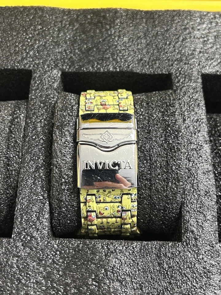Reloj Invicta Bolt Zeus Bob Esponja Pantalones Cuadrados Edición Limitada 0224/3000 Foto 4 de 4