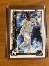 2025 Topps Holiday H176 Jazz Chisholm Jr. -SSP Gingerbread Cookie Variation Rare