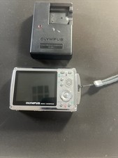 Olympus Stylus 720SW 7.1 MP Digital Camera w/ Charger  Memory Card TESTED