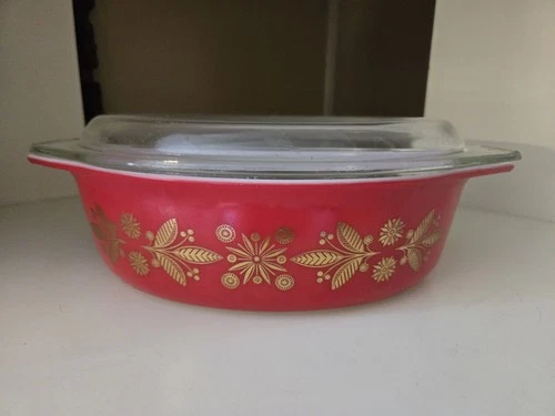 vintage 1960's pyrex golden poinsettia red casserole dish with original lid