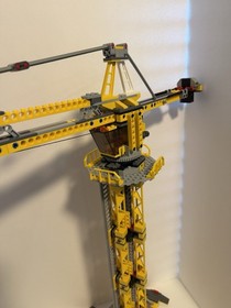 LEGO CITY: Building Crane (7905)