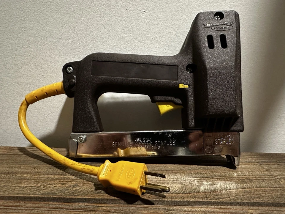 Винтажный ~ 1986 ETN-50 электрический скоб пистолет STICKER использует скобы F-50 - Изображение 2 из 4