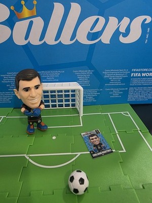 NEW ZURU FIFA WORLD CUP 2026 BALLERS, FULL & 1/2 PITCH+GOAL-FLAT