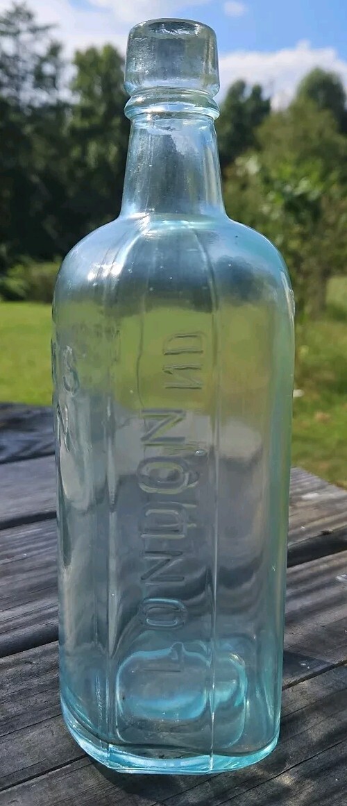 1908 Antique Gordon's London Dry Gin Light Blue Glass Bottle | eBay