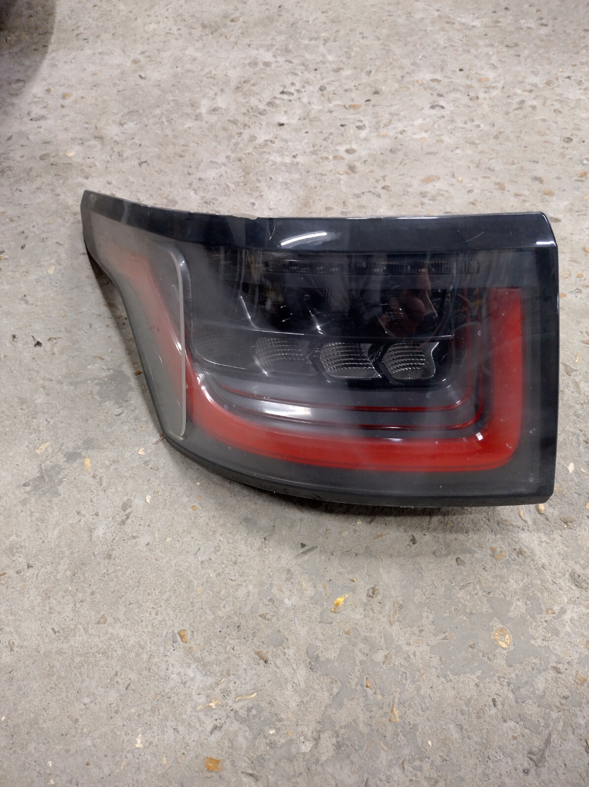 RANGE ROVER SPORT PASSENGER REAR LIGHT LEFT 2013 to 20 read the