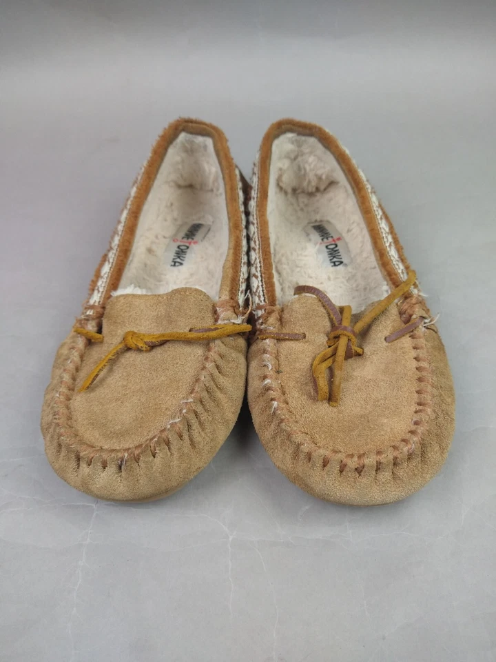 Mujer Minnetonka Mocasines Talla 8 Zapatillas Cuero Imitación Piel Forrado Foto 3 de 4