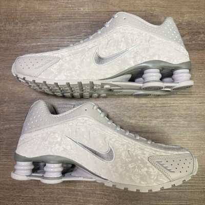 Nike NBY Wmns Shox R4 'Flat Pewter Floral' Womens Size 7.5 HV0934