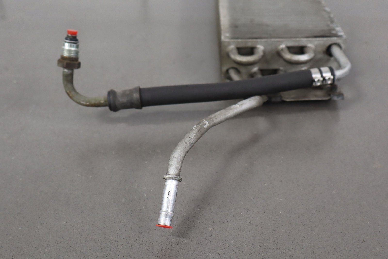Chevrolet Corvette ZR-1 1990 Power steering cooler