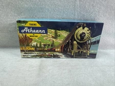 Athearn Ho Scale Blue Box, Santa Fe Chief 40 Foot Reefer Kit Car #5022
