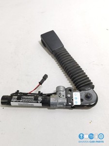 Original BMW  F11  Untergurt mit Gurtstrammer links 7328841