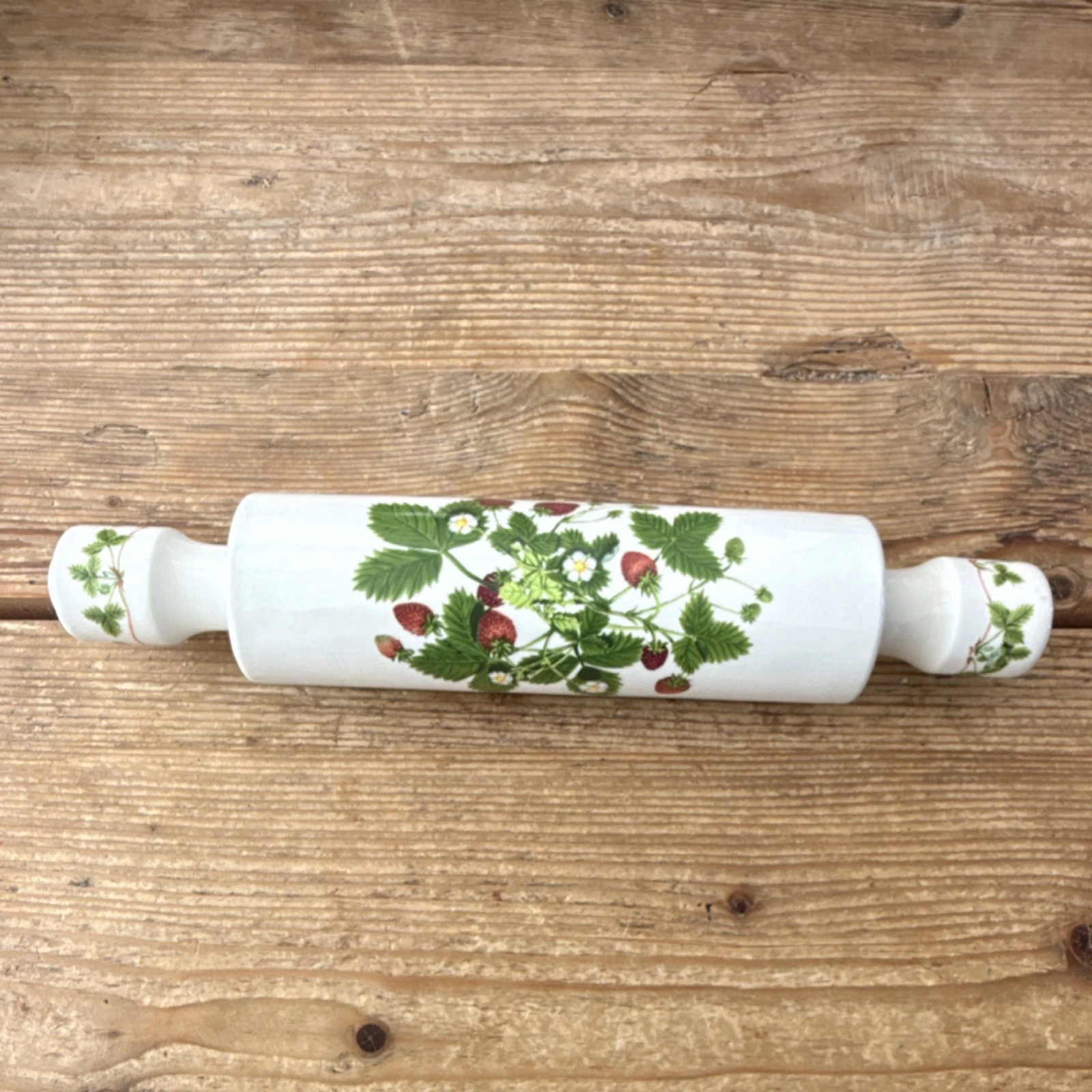 Stoke Regina Ceramic Rolling Pin P23 Strawberry Floral Red Green