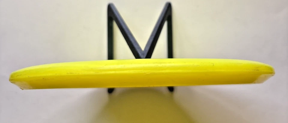 Discraft Z FLX Buzzz SS PFN Old Gummy Midrange 176 g escala usado Foto 4 de 4