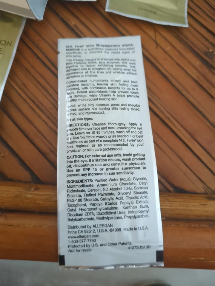 MD M.D. Mascarilla Forte Skin Rejuvenation Hydra de colección Hydra, 11 paquetes de viaje Foto 3 de 3