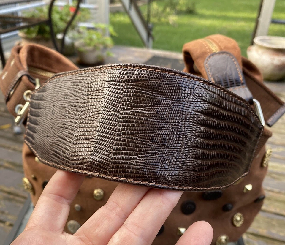 RARE 1973 Gianfranco Ferré Brown Suede Leather Hobo Shoulder Bag / Ornate Shic - Image 2 of 4