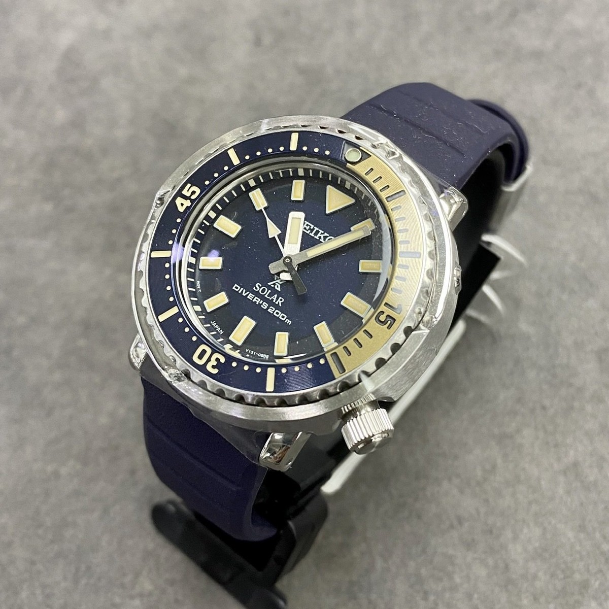 SEIKO Prospex SUT403P1 Safari Navy Blue Solar Baby Tuna Ladies