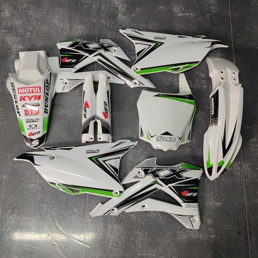 KIMI専用　85インチ Plastics + Graphics Kawasaki KX85 2014-2021 - Fitted | eBay