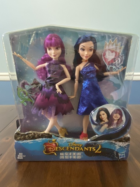 descendants toys r us