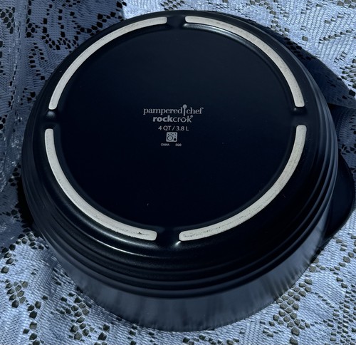 Pampered Chef Stoneware Rockcrok #3156 4 Qt With Glass Lid NEW w/ Recipes & Inst - Picture 12 of 14
