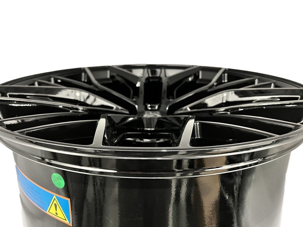 RF1 20x10.5 Gloss Black Rim fits Bentley Continental Flying Spur 2005