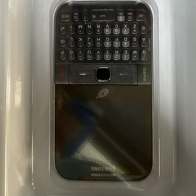 Samsung S390G NET10 Prepaid Bar Phone QWERTY Keyboard Black 2MP 64MB