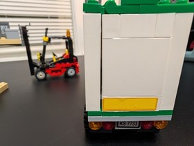 LEGO City: 7733 Truck & Forklift Retired Set Incomplete READ