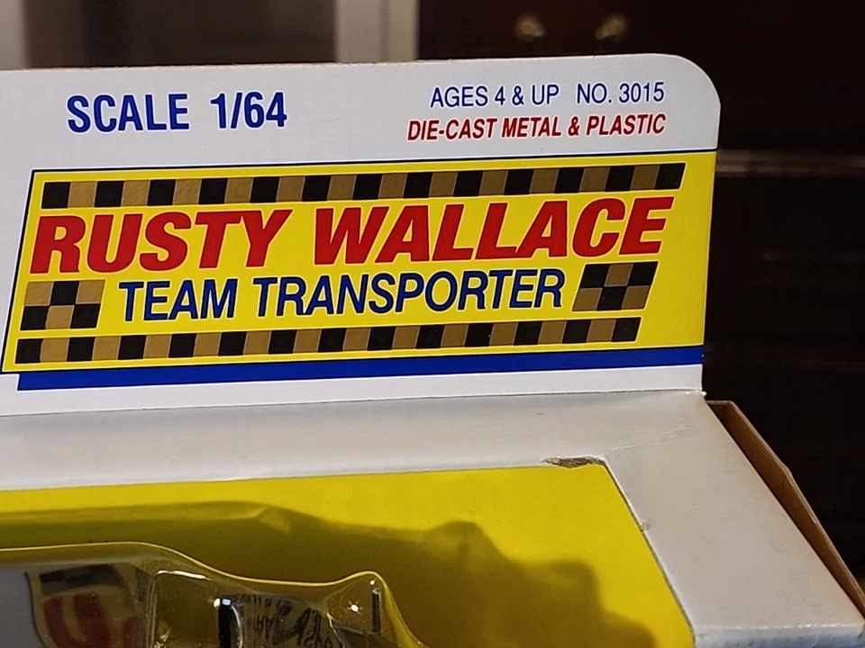 RUSTY WALLACE #2 PONTIAC TEAM TRANSPORTER ROAD CHAMPS 1992 1:64 SCALE NEW IN BOX - Image 3 of 3
