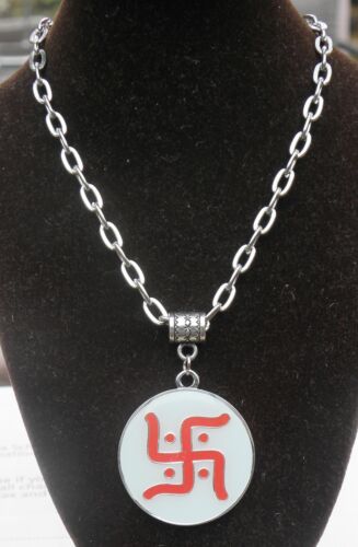 Collier pendentif croix gammée hindoue (pas la Seconde Guerre mondiale) chaîne 20 ou 24 pouces charme hindouisme - Photo 2 sur 4