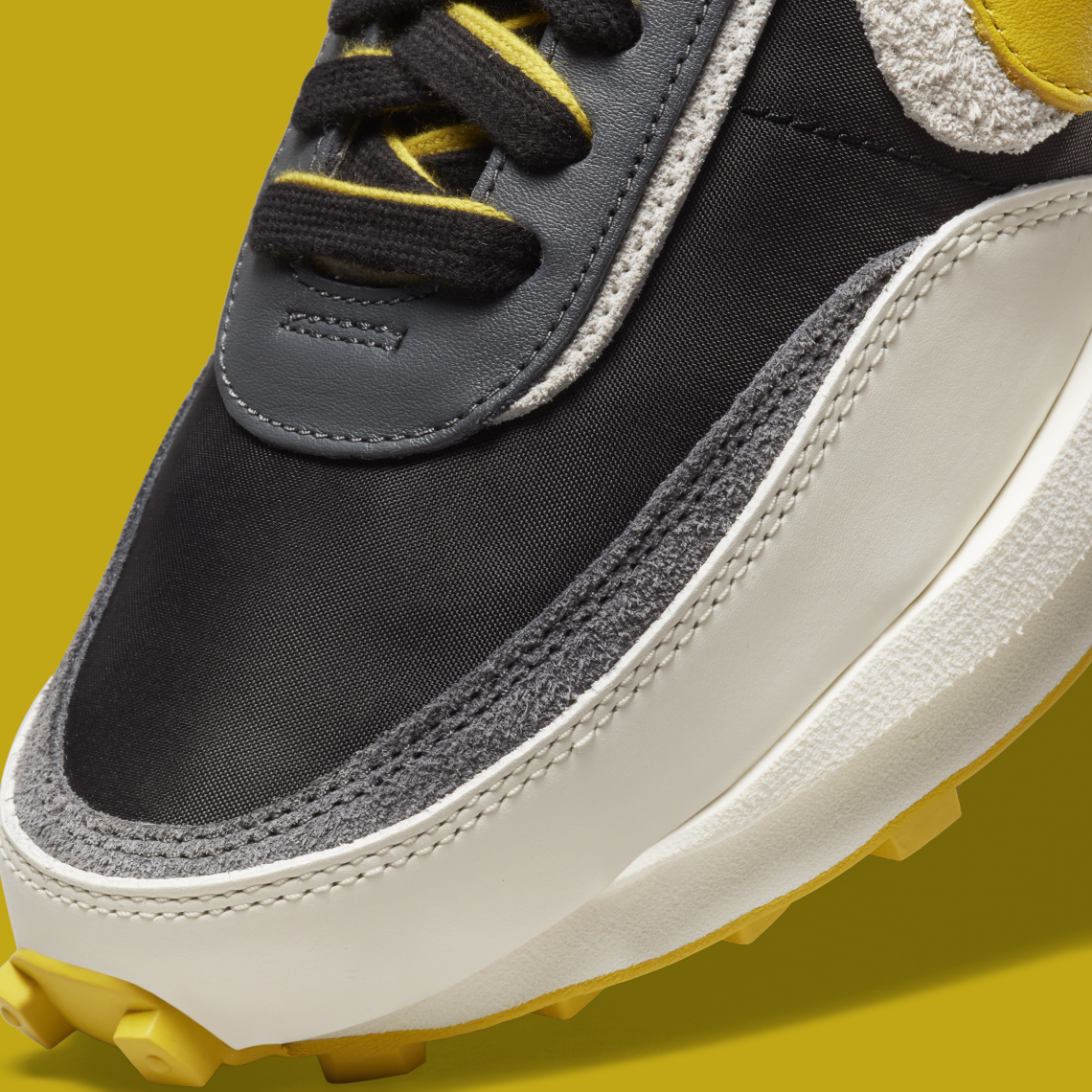 Size 10.5 - Nike sacai x Undercover x LDWaffle Bright Citron Size 10.5 - Nike sacai x Undercover x LDWaffle Bright Citron