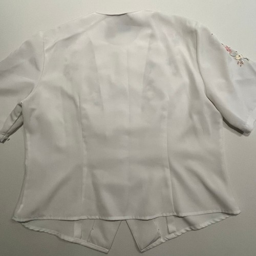 Laura Scott Blouse Women Embroidered Flowers White Short Sleeve Size 16 - Picture 7 of 7