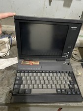 Sharp PC-6200 Computer Portatile Vintage 1984