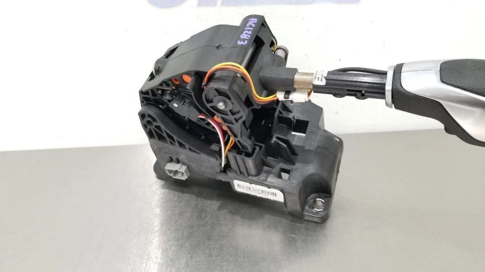 22 FORD TRANSIT 350 AUTOMATIC TRANSMISSION SHIFTER - Image 4 of 4