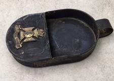 A WORLD WAR l - WILTSHIRE REGIMENT COPPER AND BRASS TENCH ART ASHTRAY