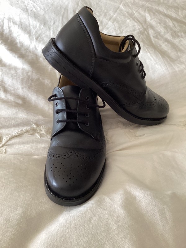 hampton classic new without box boys size 40eu/7.5usa black lace up oxford