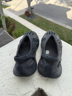 Size 12 - Yeezy Foam RNNR Onyx | eBay